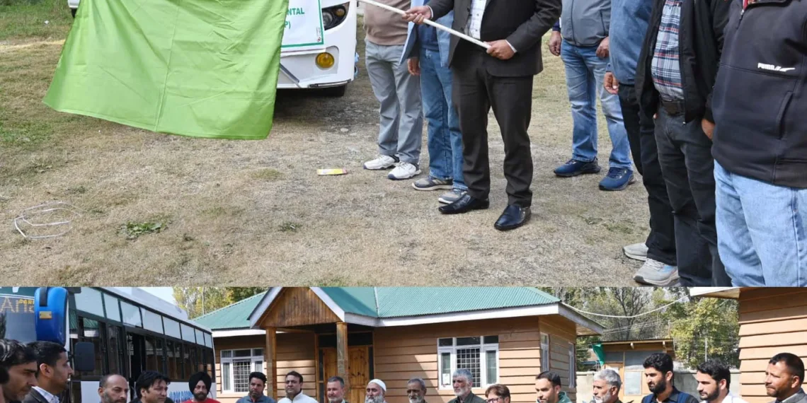 SDM Zainapora Flags Off Exposure Visit for Village Watershed Committees Under NABARD Spring Shed Project