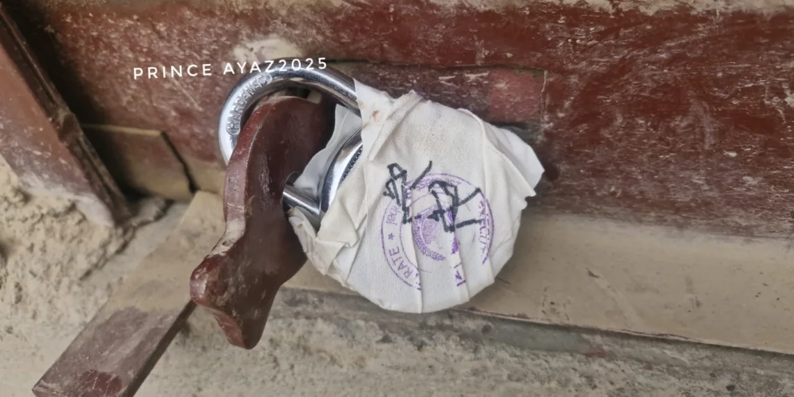 Multi-Storey Shopping Complex Sealed by District Administration in Shadipora, Bandipora