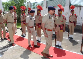 “No Room for Lapses”: DIG Railways Conducts High-Level Security Review in Kashmir, Praises Vande Bharat Security Management