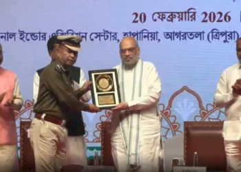 132 Bn CRPF Srinagar Bags National ‘First Prize’ in Official Language Award; Amit Shah Presents Trophy in Agartala