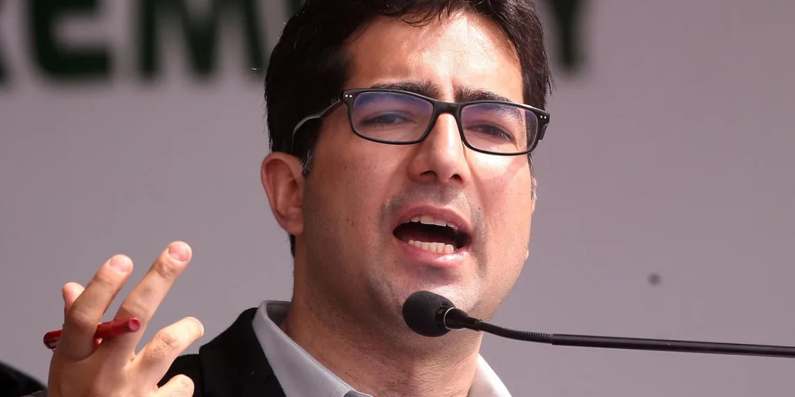 Desecration of National Emblem at Hazratbal Deeply Hurtful, Matter of National Pride: Shah Faesal