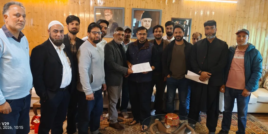 JK Solar Association Meets Minister Science and Technology Satish Sharma Push for Rooftop Solar Expansion Across J&K
