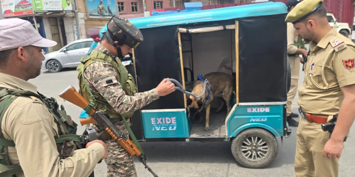 Srinagar Police Unleashes Sniffer Dog Squad in Aggressive Anti-Drug Offensive Across District