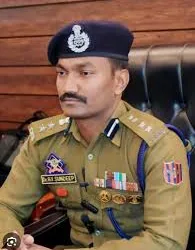 Youth Must Choose Playgrounds Over Drugs, Social Media: SSP Srinagar