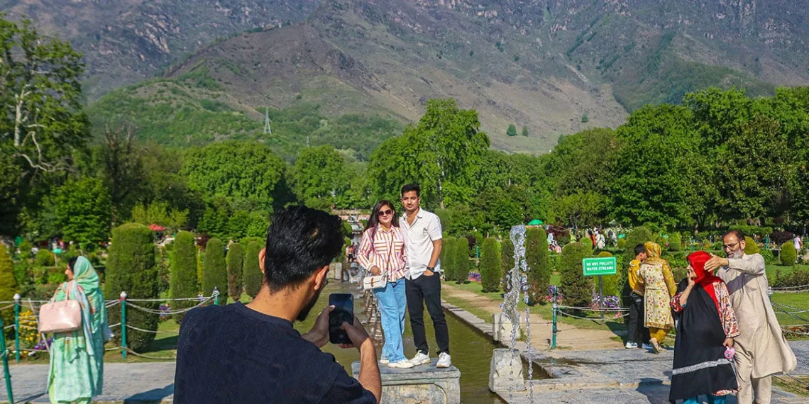 GROWING TOURISM AND ITS IMPORTANCE FOR KASHMIR