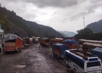 Traffic Suspended on Jammu–Srinagar Highway Due to Flash Floods at Magerkote