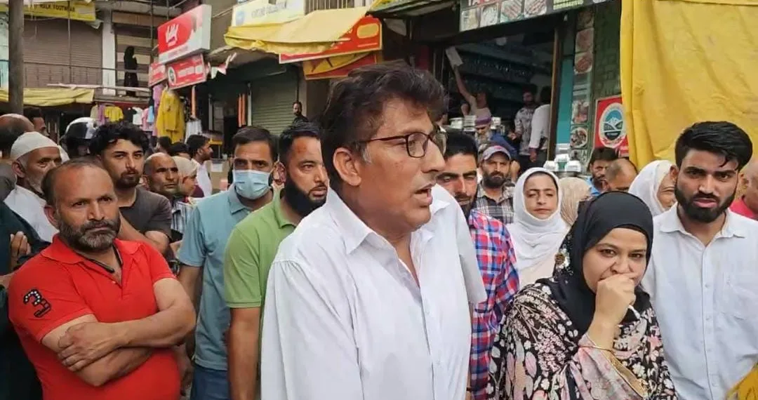 25 KGs of Fish, Large Quantity of Sweets Destroyed in Budgam