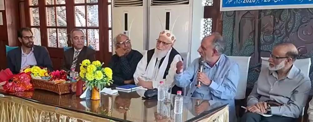 کشمیر مرکز ادب و ثقافت چرار شریف کی جانب سے جھیل ڈل کے کنارے پُر وقار تقریب منعقد