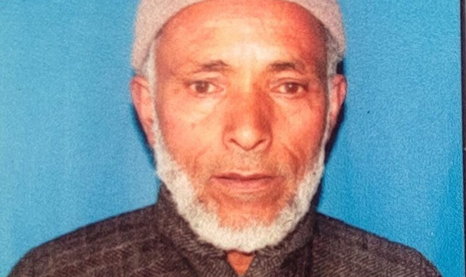 شمس فقیرکلچرل ویلفیر سوسایٹی کے صدرعاشق مشتاق کے والدکا انتقال،چہارم سوموار 31 اگست کو آبائی گاوں کلشی پورہ خانصاحب بڈگام میں انجام دیاجائیںگا ۔تنظیم کےسرپرست اعلی مجیدمسرور نے کیادکھ کا اظہار * ۔
