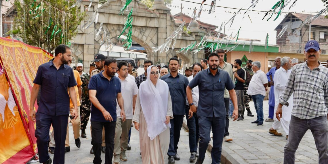 خواجہ دِگر سے قبل ڈاکٹر درخشان اندرابی کا نقشبند صاحبؒ درگاہ کا تفصیلی جائزہ