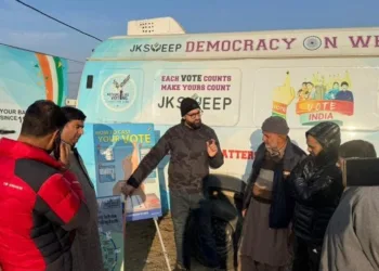 “Wheels on Democracy” Rolls into Budgam to Boost Voter Awareness, Electoral Participation