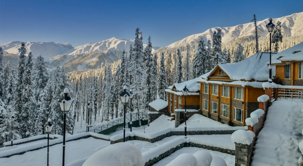 WINTER TOURISM IN KASHMIR