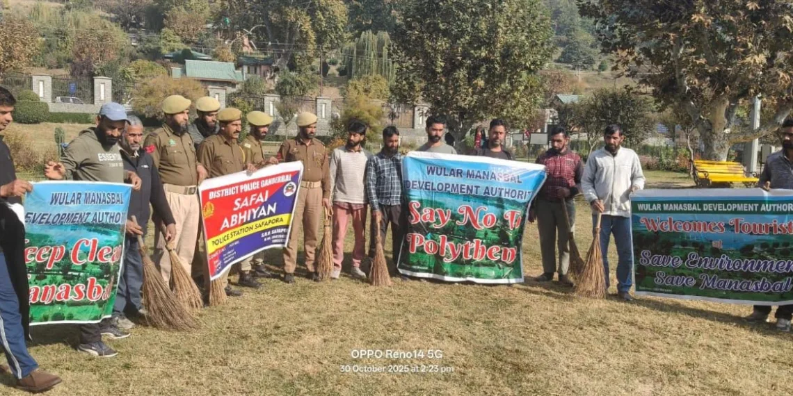 WMDA, Ganderbal Police Conduct Sanitation Drive Around Manasbal Lake